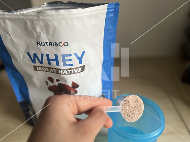 Whey Isolat Native Nutri&Co doit-on laisser tenter par cette whey made in France goût miscibilité conservation mélange