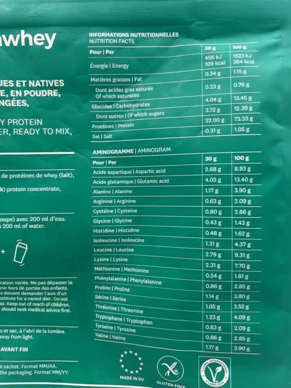 Concentré de whey GreenWhey que demander de plus mon test et avis ingrédients composition aminogramme Photo personnelle NabFit.fr du dos du paquet de concentré de whey de la marque de compléments alimentaires GreenWhey avec les informations nutritionnelles et l'aminogramme