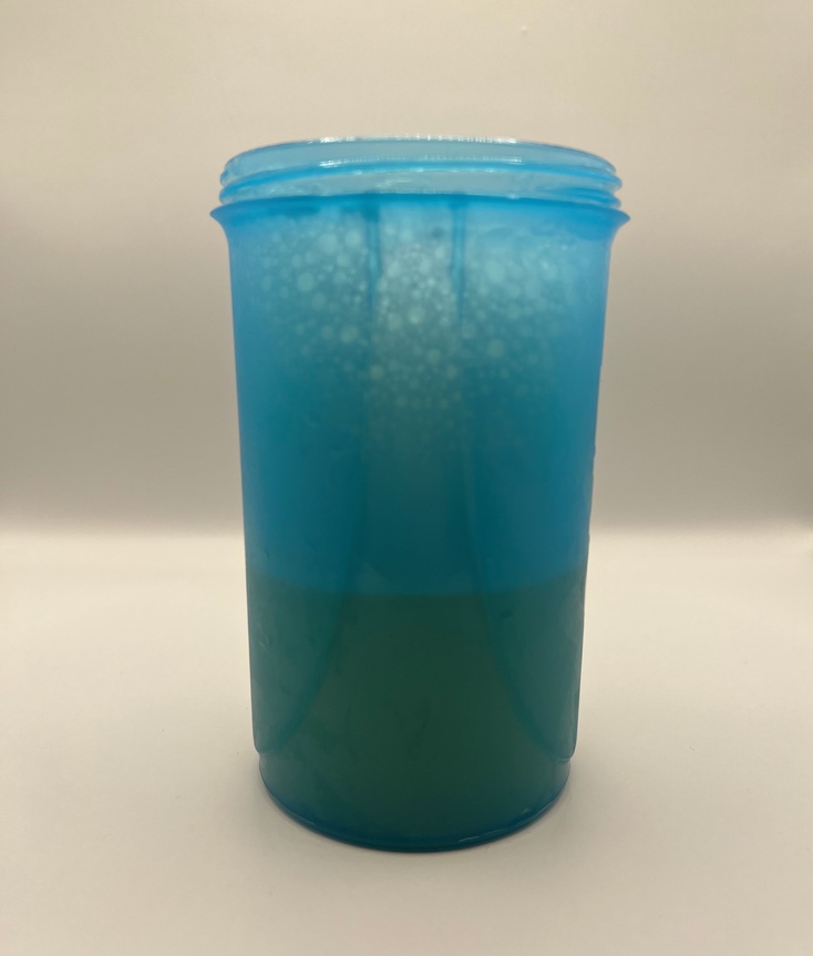Photo personnelle NabFit.fr montrant un shaker contenant de l'Isolate Native Whey Mix (anciennement Musclewhey) de la marque Nutrimuscle, après mélange
