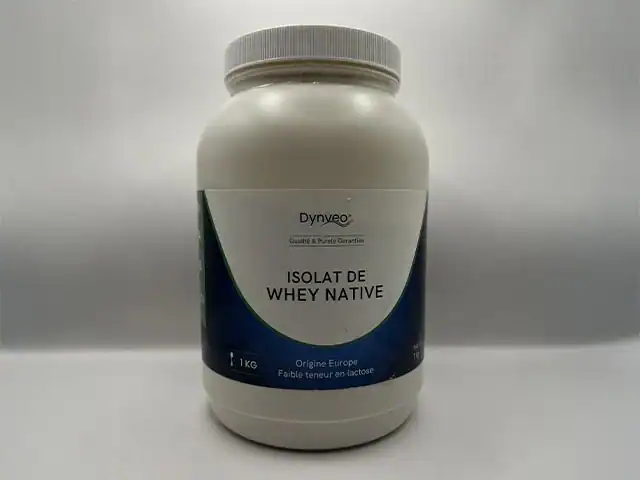 Photo personnelle NabFit.fr de l'Isolat de Whey Native de la marque de compléments alimentaires Dynveo
