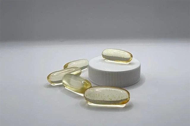 Photo personnelle NabFit.fr de gélules d'Oméga 3 de la marque de compléments alimentaires GreenWhey