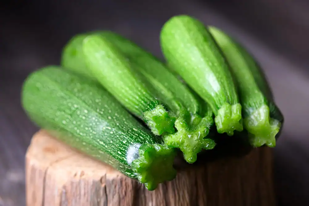 Courgette : calories et valeurs nutritionnelles (glucides, index glycémique)