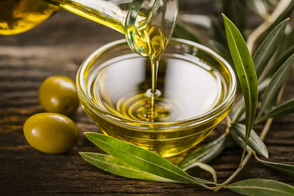 huile d'olive calories valeurs nutritionnelles Huile d'olive â calories et valeurs nutritionnelles (lipides, omĂ©ga-9)
