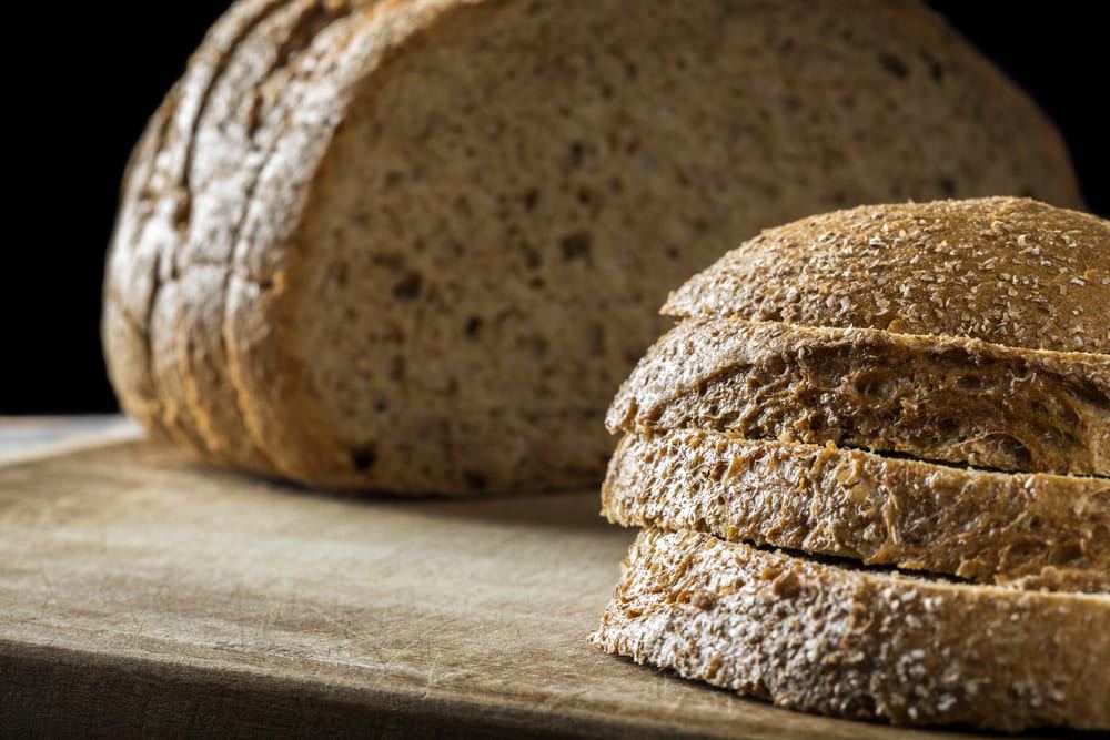 Pain complet — calories et valeurs nutritionnelles (glucides, index glycémique)